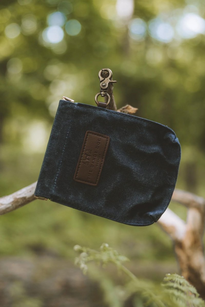 “Reward Calmness” Daily Snap Treat Pouch - Calm Dog Games