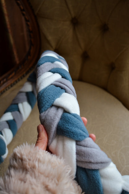 BLIZZARD Enrichment Snuffle Toy