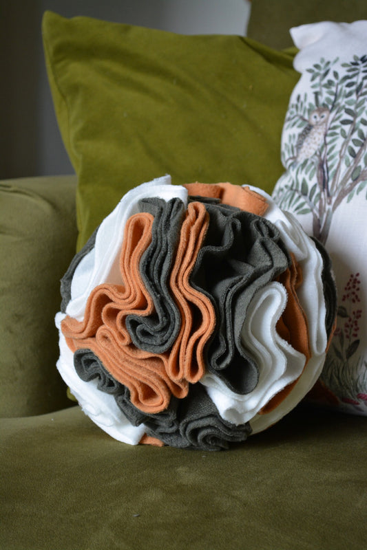 CLASSIC Snuffle Ball Puzzle Feeder Toy - Calm Dog Games