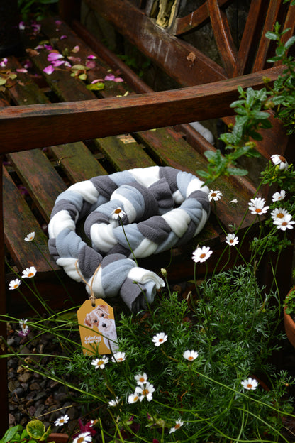 "Forager’s Plait" – Snuffle Toy Puzzle Feeder